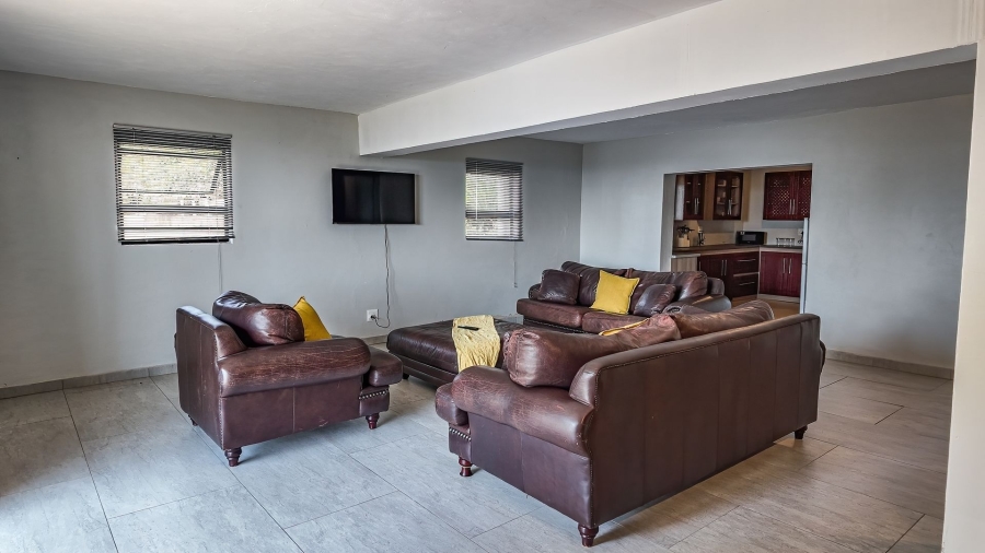 7 Bedroom Property for Sale in Waterkloof A H North West